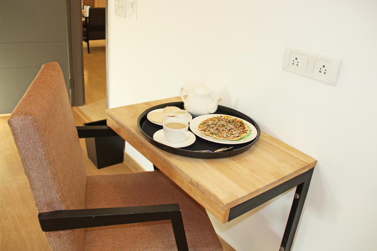 מלון מומביי Oyo 9326 Om Sai Residency מראה חיצוני תמונה