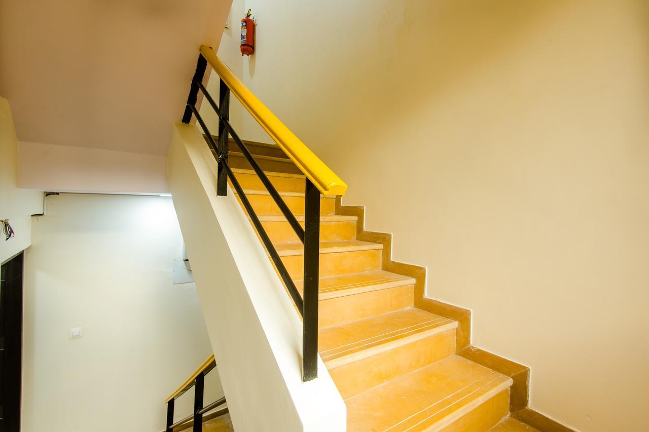 מלון מומביי Oyo 9326 Om Sai Residency מראה חיצוני תמונה